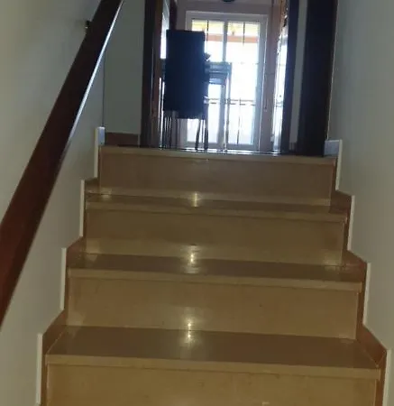 Casa Familia Cardoso * 타비라